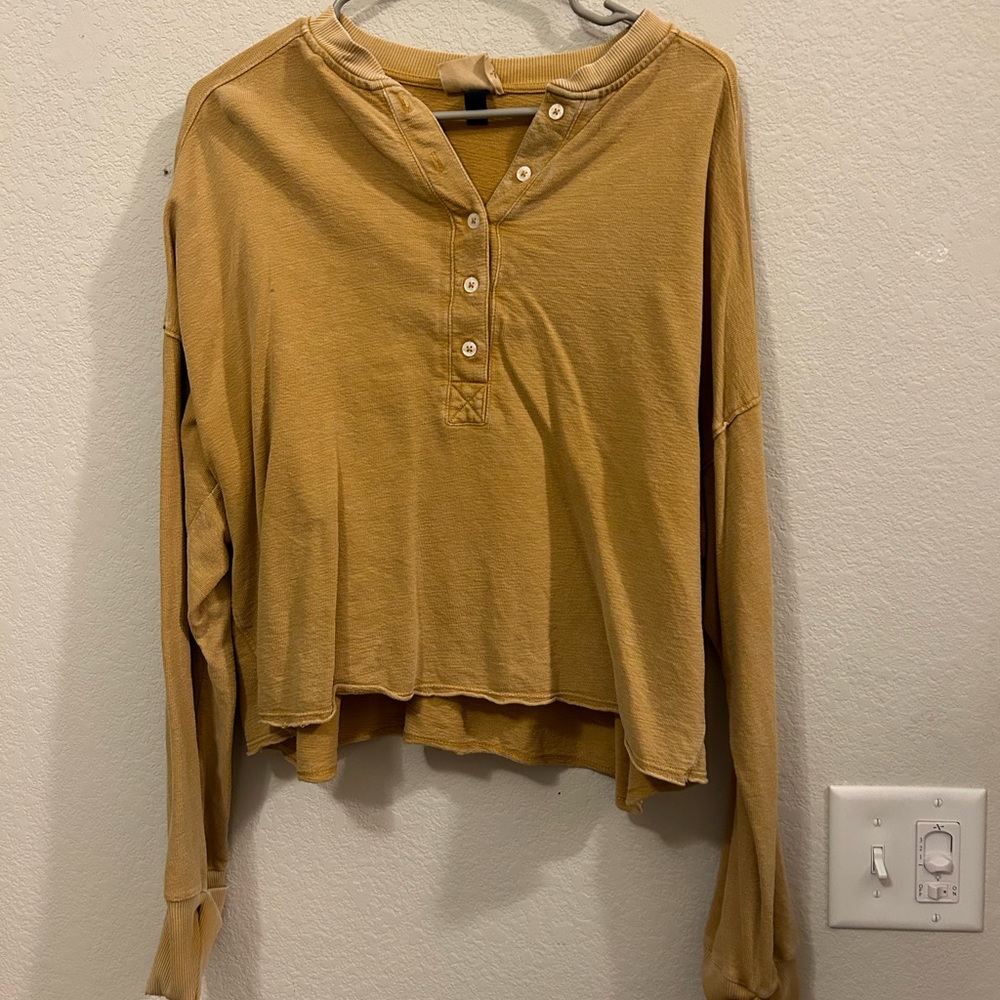 Long sleeve mustard shirt